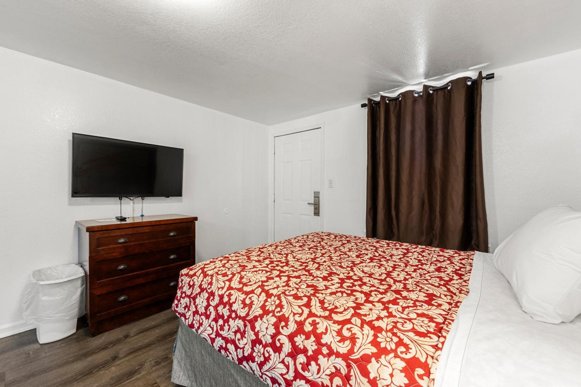 Extended Stay Studios Монтгомъри Екстериор снимка