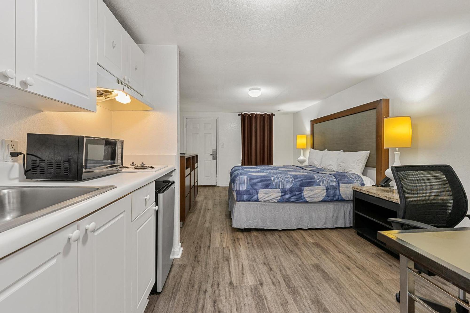 Extended Stay Studios Монтгомъри Екстериор снимка