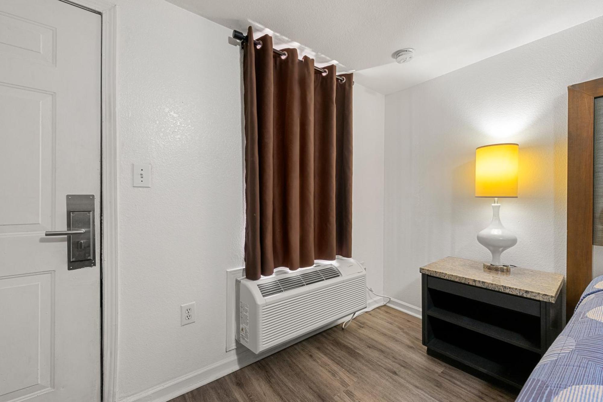 Extended Stay Studios Монтгомъри Екстериор снимка