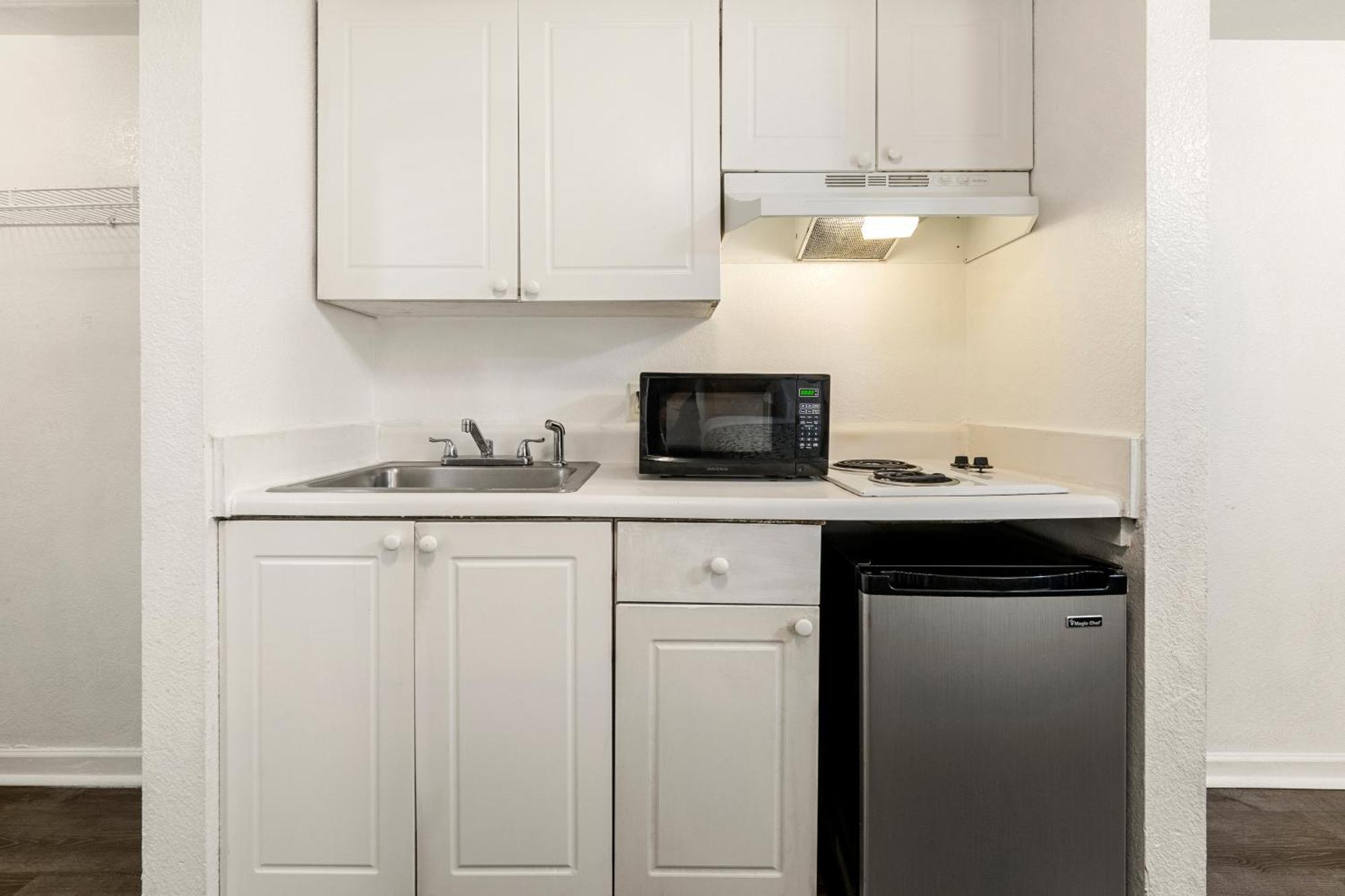 Extended Stay Studios Монтгомъри Екстериор снимка